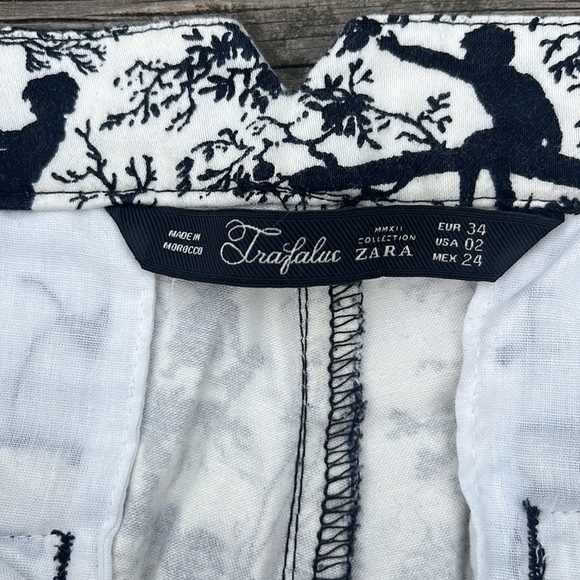 Zara Trafaluc Silhouette Pattern Cropped Pants - Picture 5 of 9